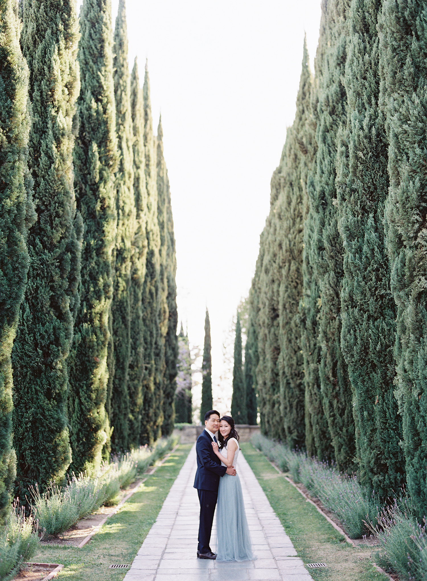 engagement session in los angeles california at greystone mansion